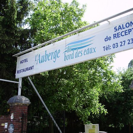 AUBERGE du BORD des EAUX - Demi-pension assurée sur réservation Saint-Amand-les-Eaux Esterno foto