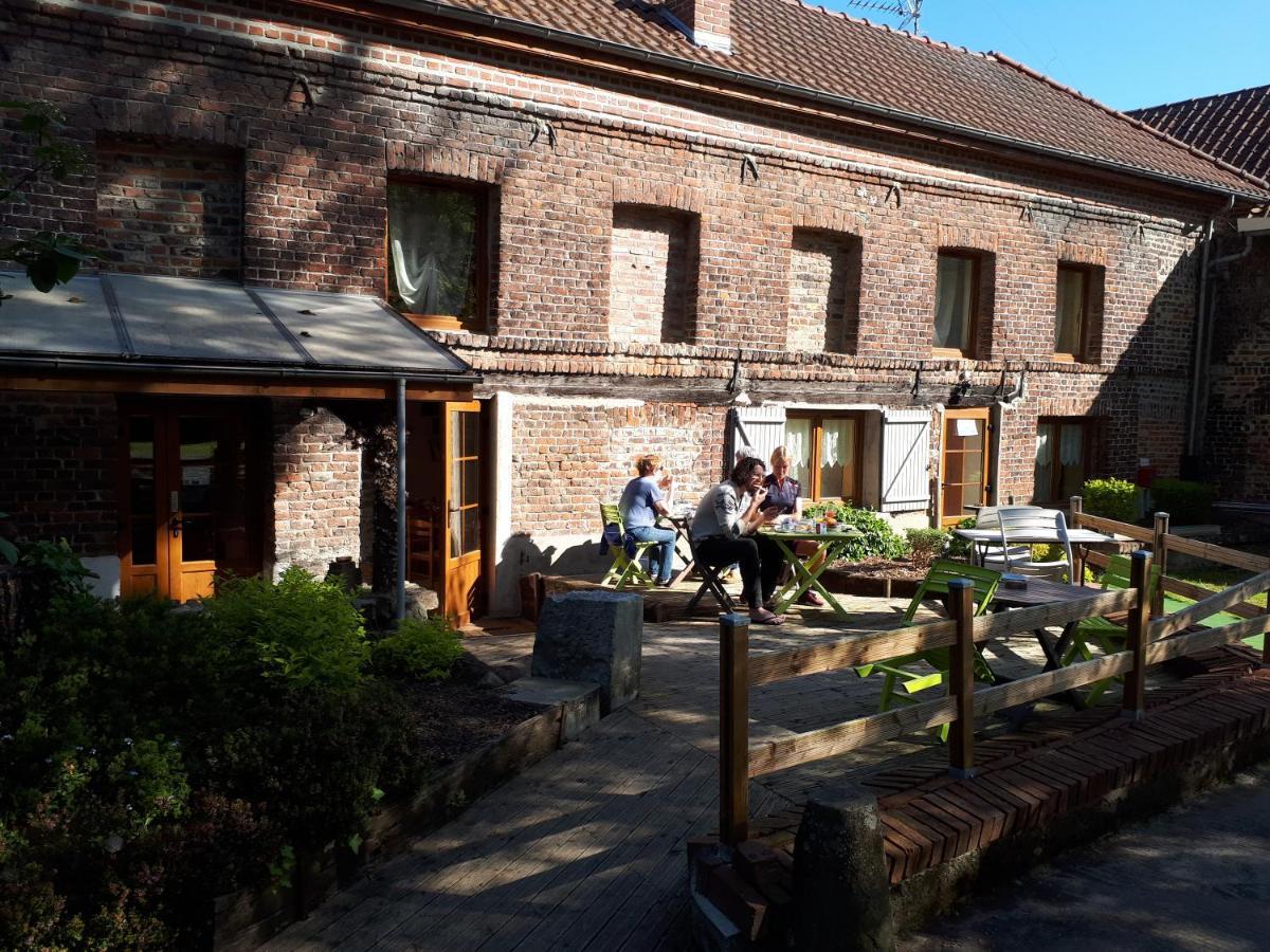 AUBERGE du BORD des EAUX - Demi-pension assurée sur réservation Saint-Amand-les-Eaux Esterno foto