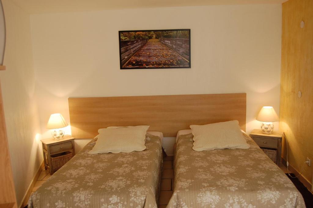AUBERGE du BORD des EAUX - Demi-pension assurée sur réservation Saint-Amand-les-Eaux Camera foto