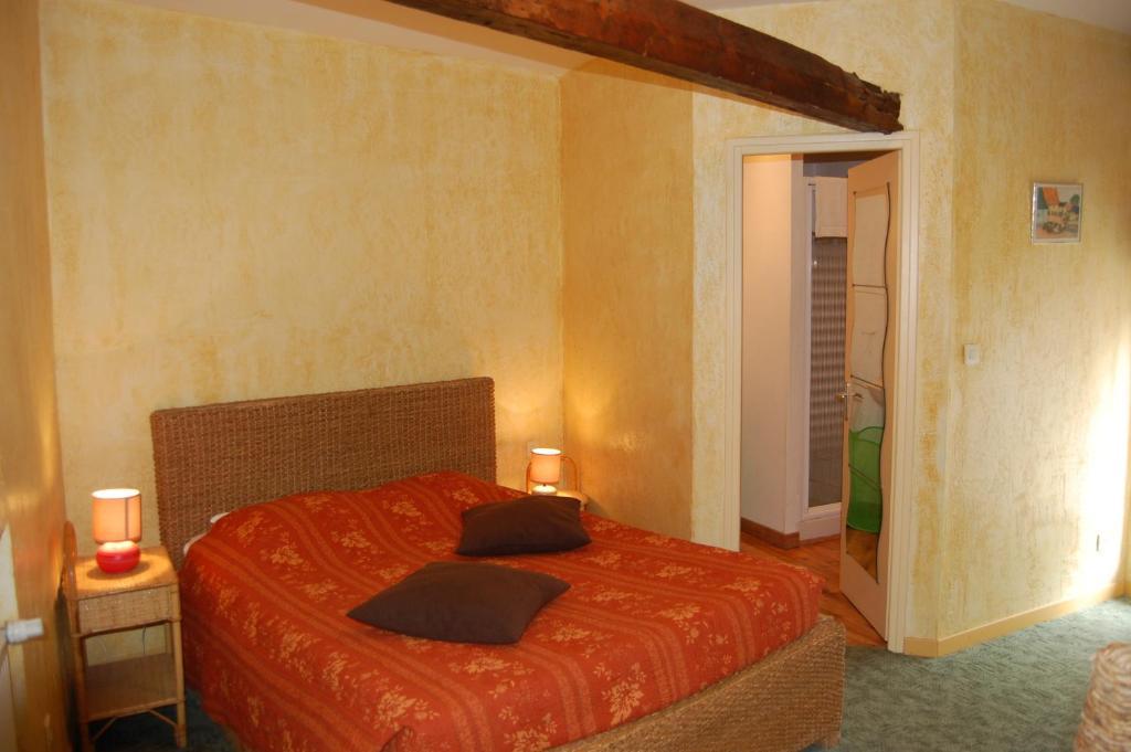 AUBERGE du BORD des EAUX - Demi-pension assurée sur réservation Saint-Amand-les-Eaux Camera foto