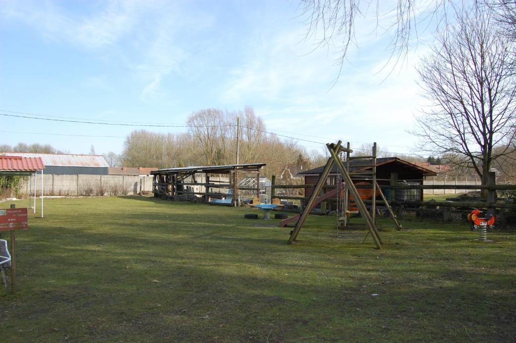 AUBERGE du BORD des EAUX - Demi-pension assurée sur réservation Saint-Amand-les-Eaux Esterno foto