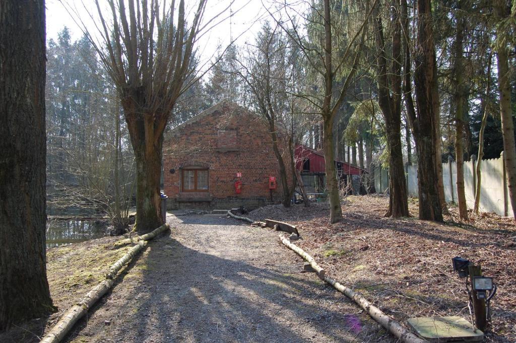 AUBERGE du BORD des EAUX - Demi-pension assurée sur réservation Saint-Amand-les-Eaux Esterno foto